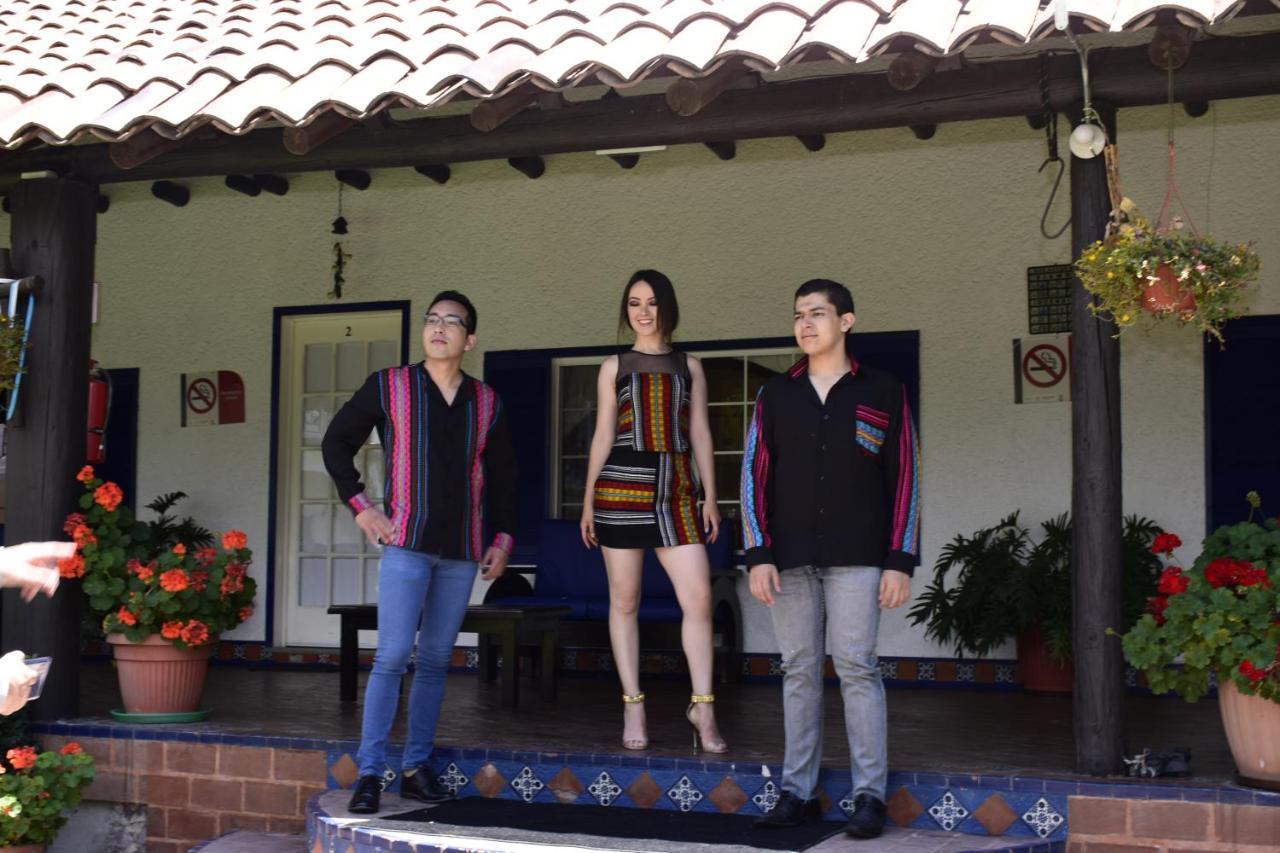 Hotel Palmas Teotihuacan ซาน ฮวน ตีโอตีฮัวคัน ภายนอก รูปภาพ