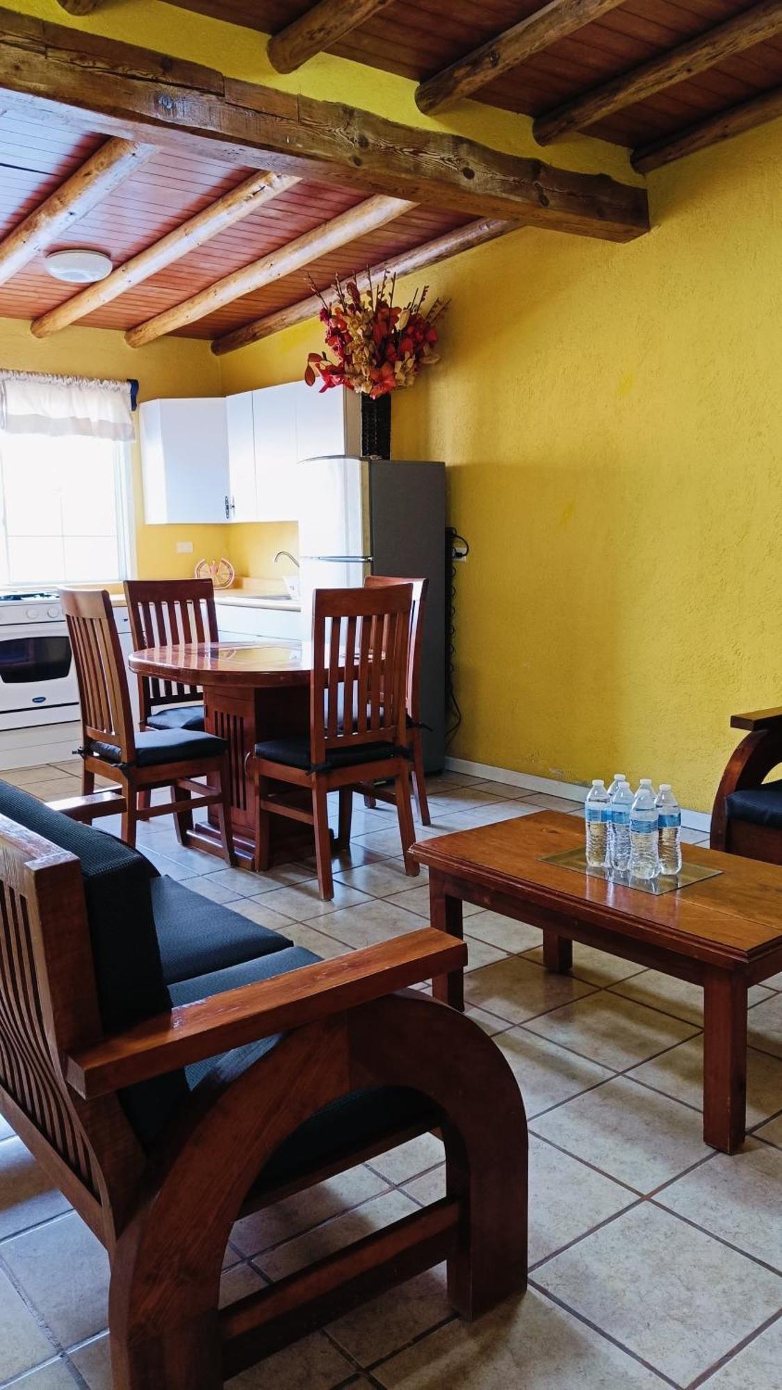 Hotel Palmas Teotihuacan ซาน ฮวน ตีโอตีฮัวคัน ภายนอก รูปภาพ